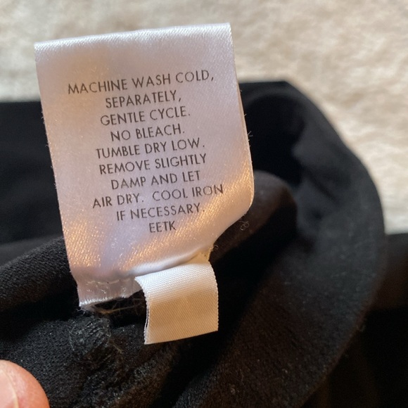 Eileen Fisher black ankle length stretch pants. - Picture 5 of 7